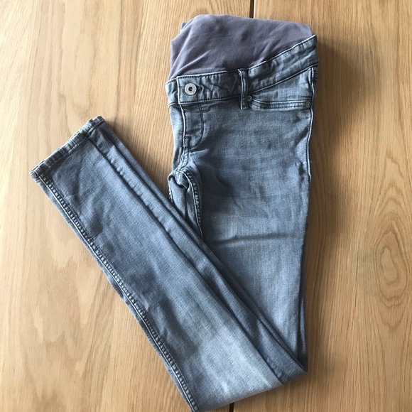 Maternity Jeans - 3 pairs of jeans - Picture 2 of 7